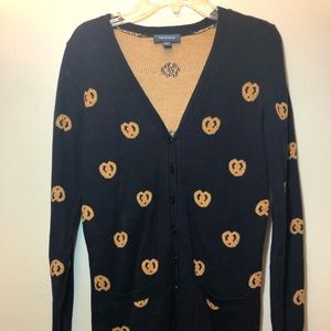 Mod Cloth Pretzel Cardigan